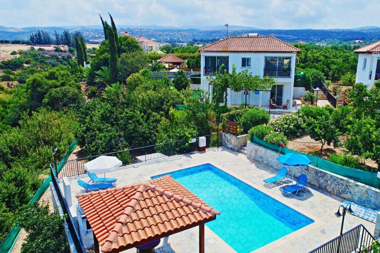 Aphrodite Finiki Villa *